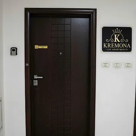 Kremona Lux Daire